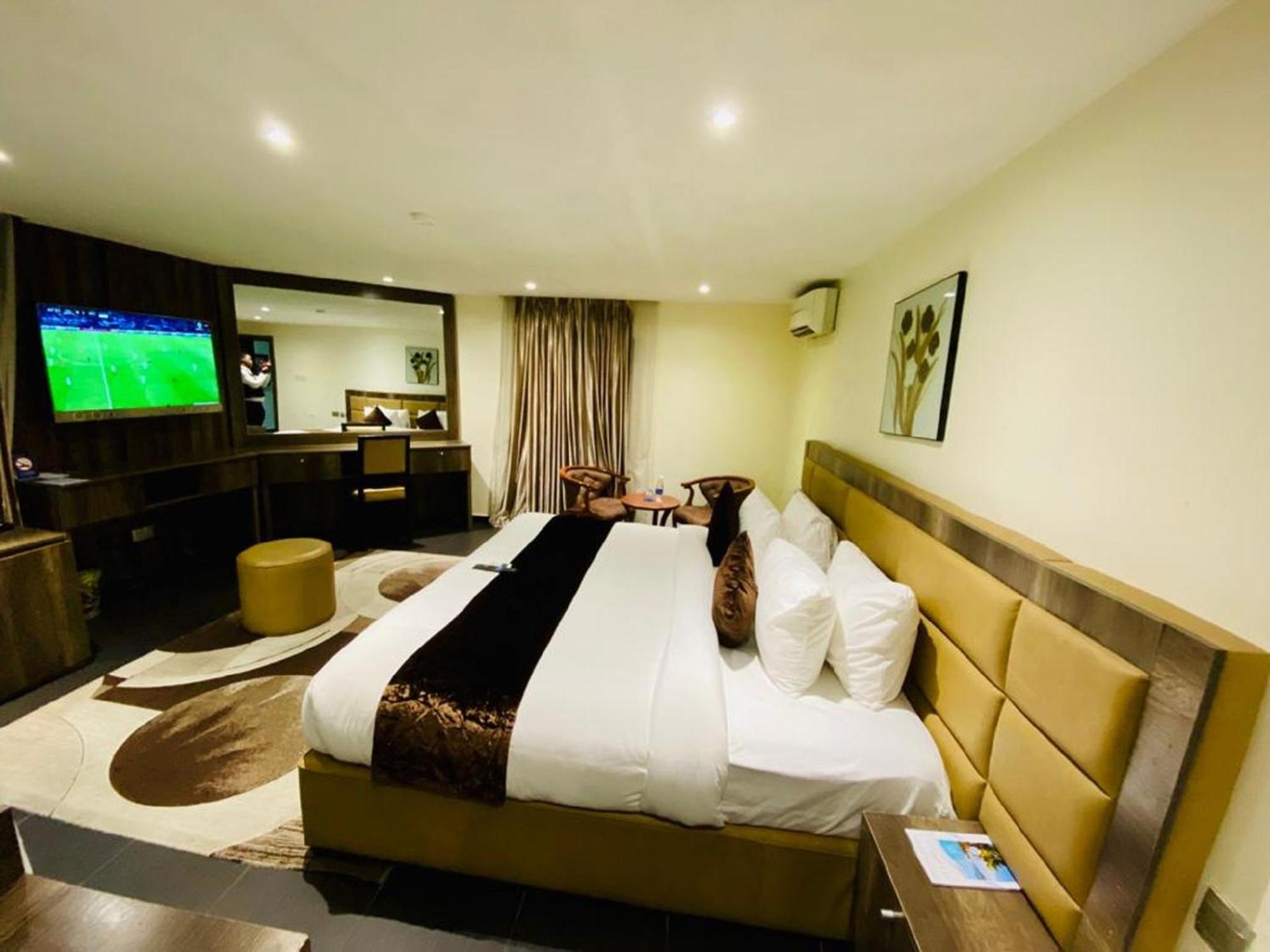 Swiss International The Vistana Lekki Lagos Ikuata Bagian luar foto
